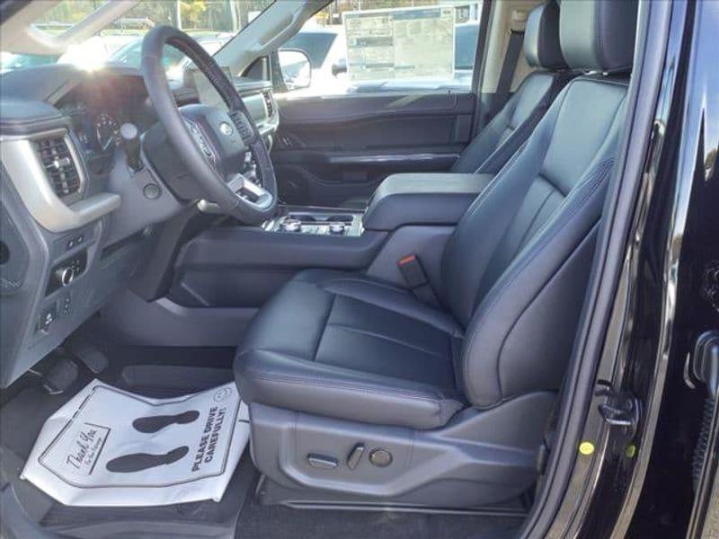 new 2024 Ford Expedition car, priced at $55,990