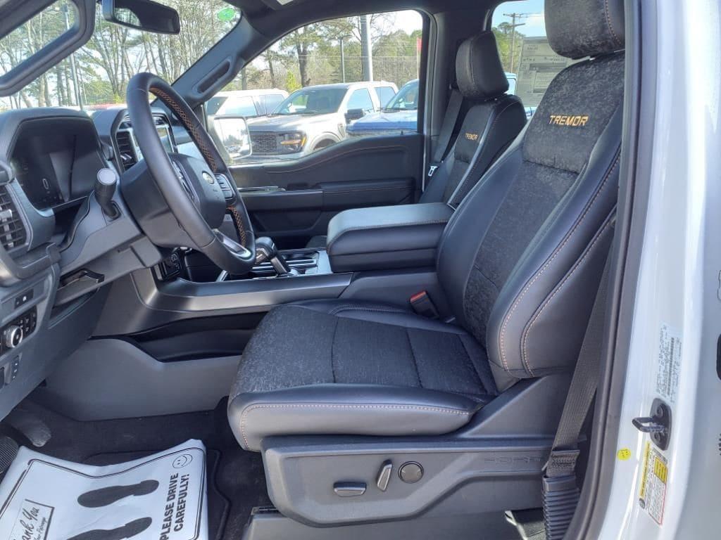 new 2025 Ford F-150 car, priced at $60,852