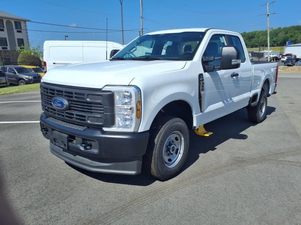 new 2024 Ford F-350 car, priced at $47,745