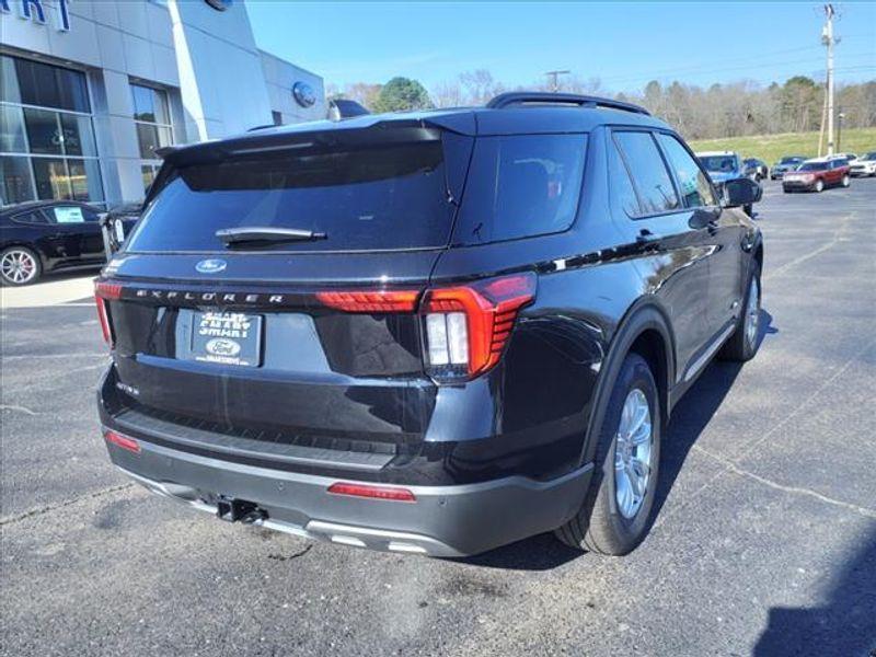 new 2025 Ford Explorer car, priced at $43,038