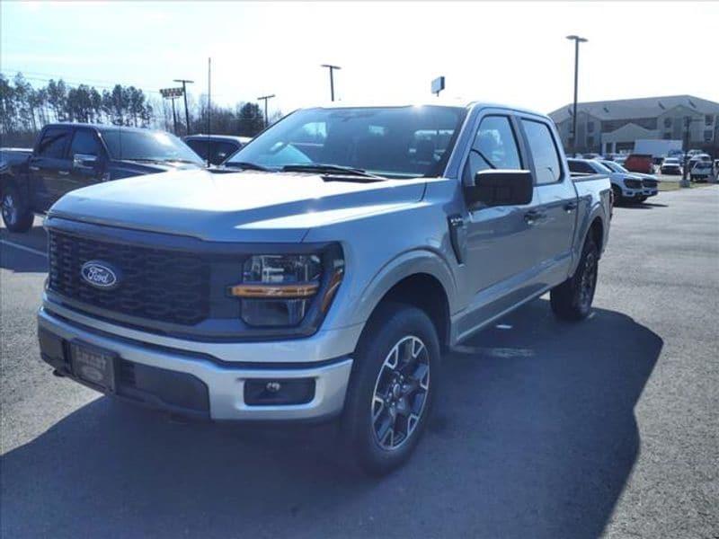 new 2025 Ford F-150 car, priced at $54,320