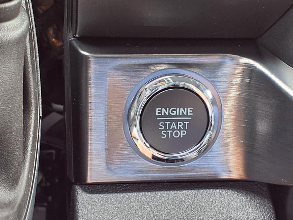 new 2025 Ford F-250 car, priced at $90,775