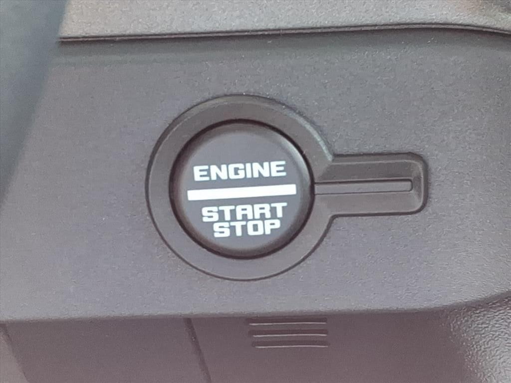 new 2025 Ford Bronco car, priced at $46,991