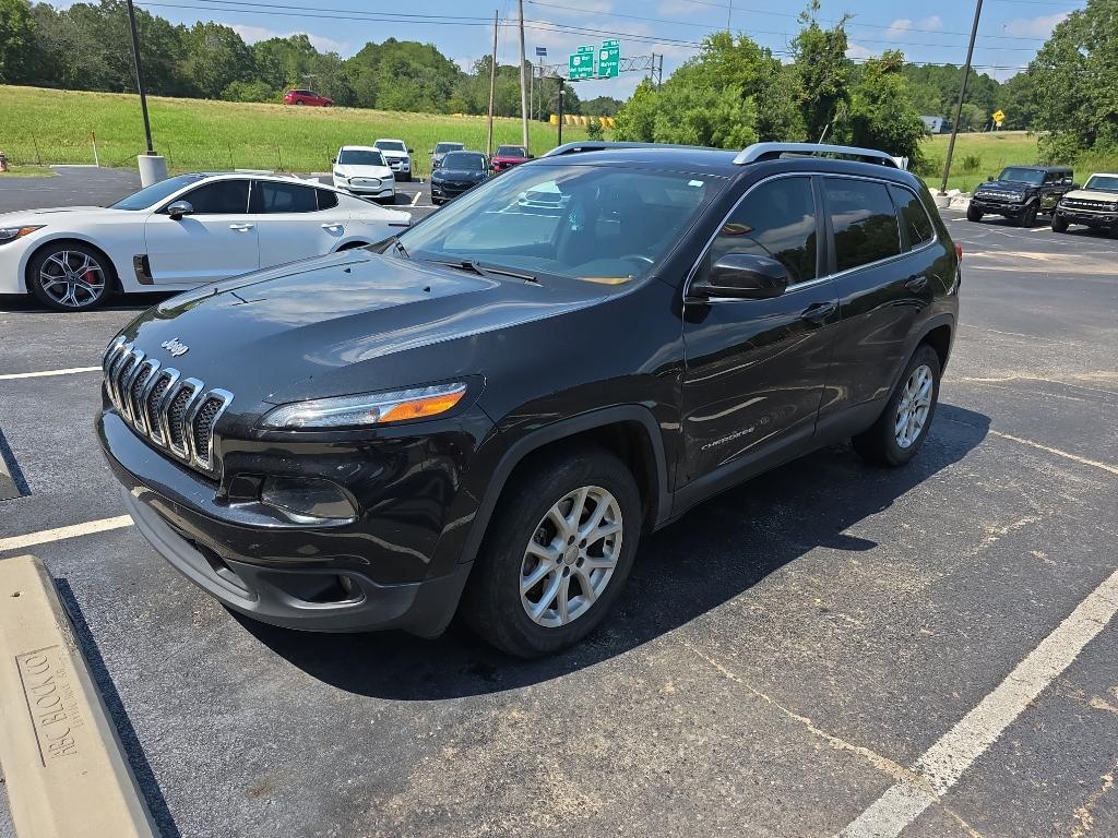 used 2015 Jeep Cherokee car, priced at $11,994