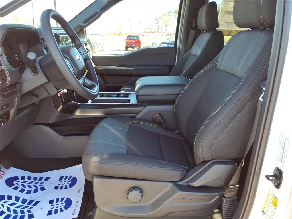 new 2025 Ford F-150 car, priced at $52,360