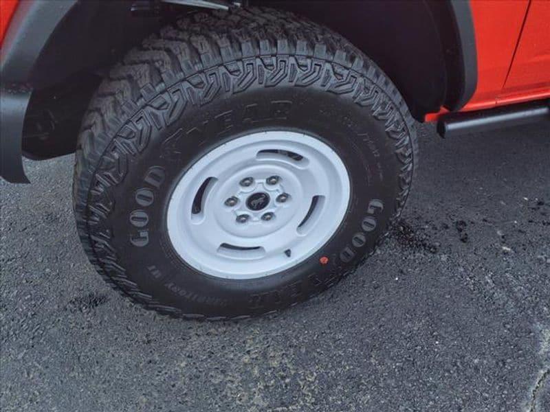 new 2024 Ford Bronco car, priced at $49,990