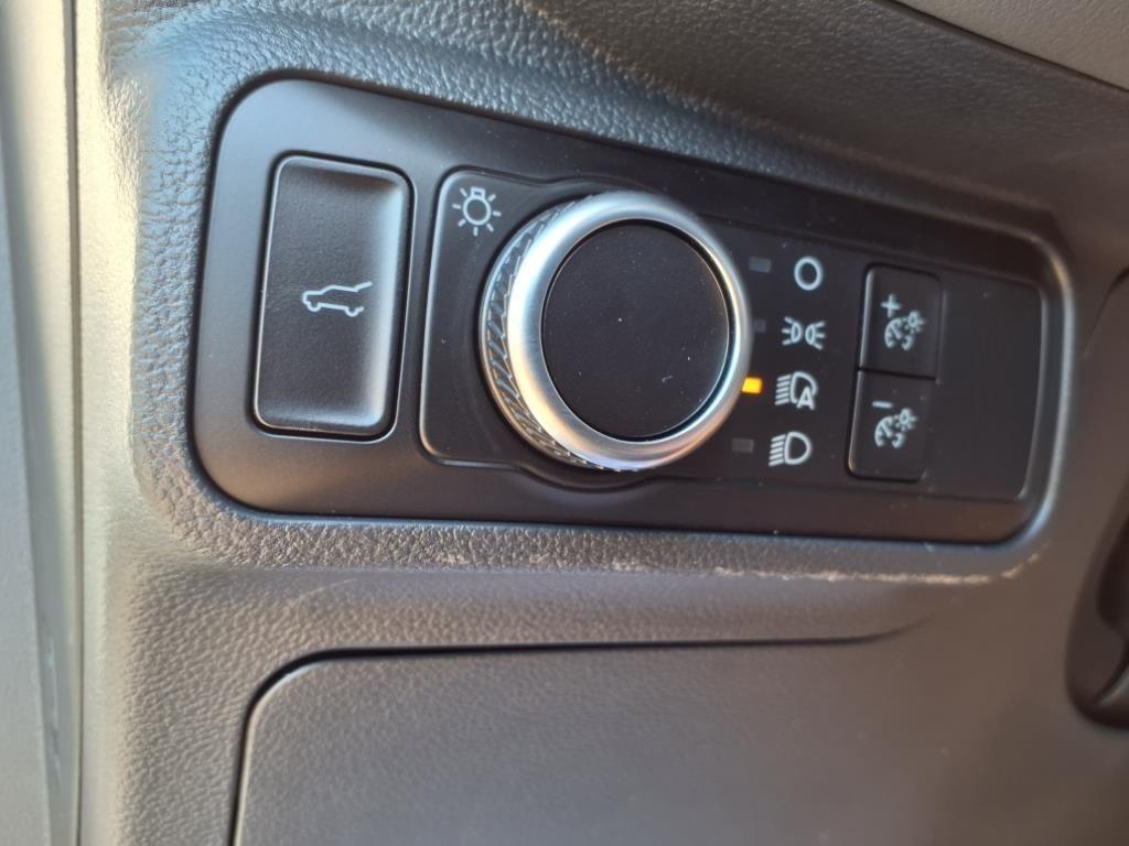 new 2025 Ford Explorer car, priced at $43,295