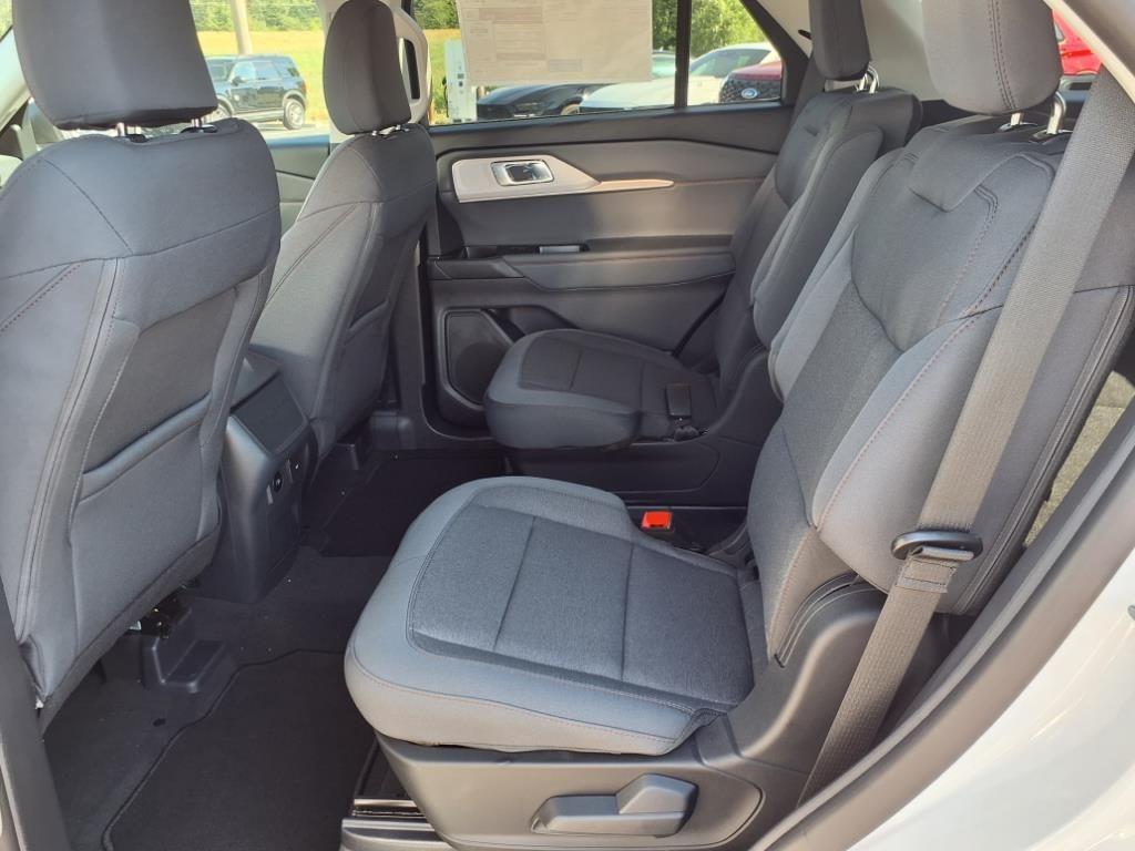 new 2025 Ford Explorer car, priced at $43,295