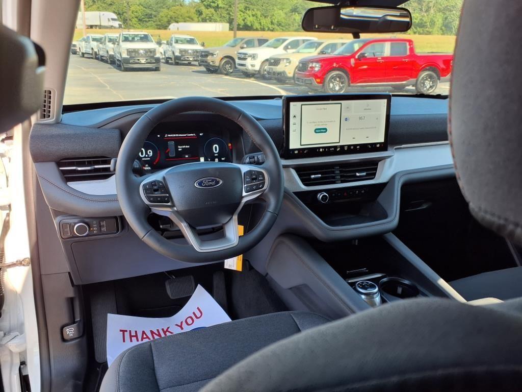 new 2025 Ford Explorer car, priced at $43,295