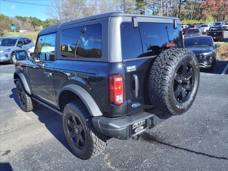 new 2024 Ford Bronco car, priced at $48,076