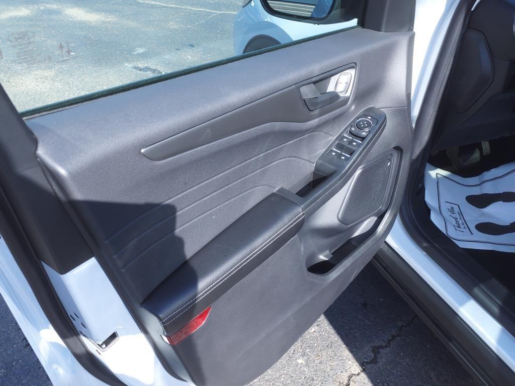 new 2025 Ford Escape car, priced at $29,356