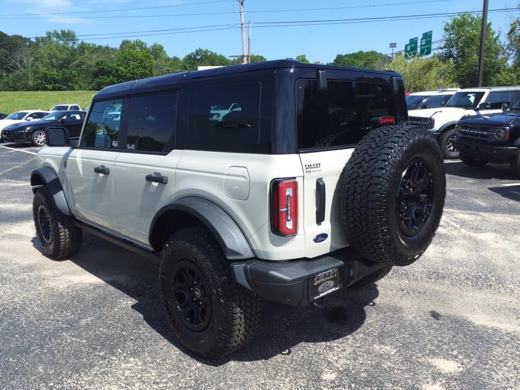 new 2025 Ford Bronco car