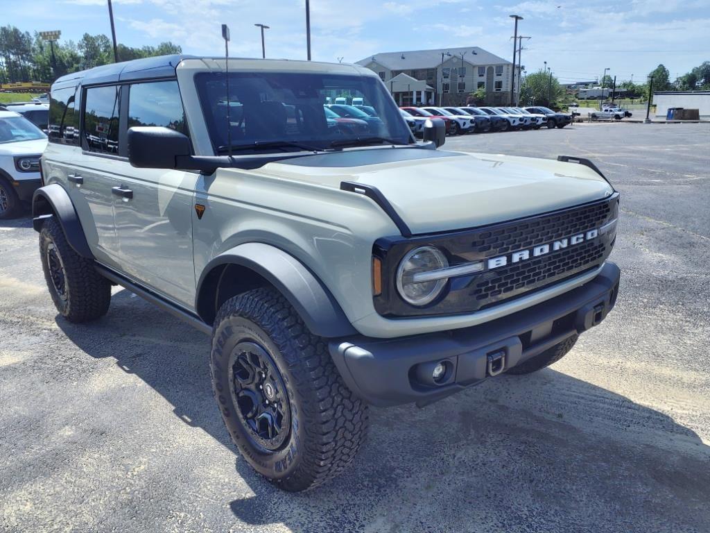 new 2025 Ford Bronco car
