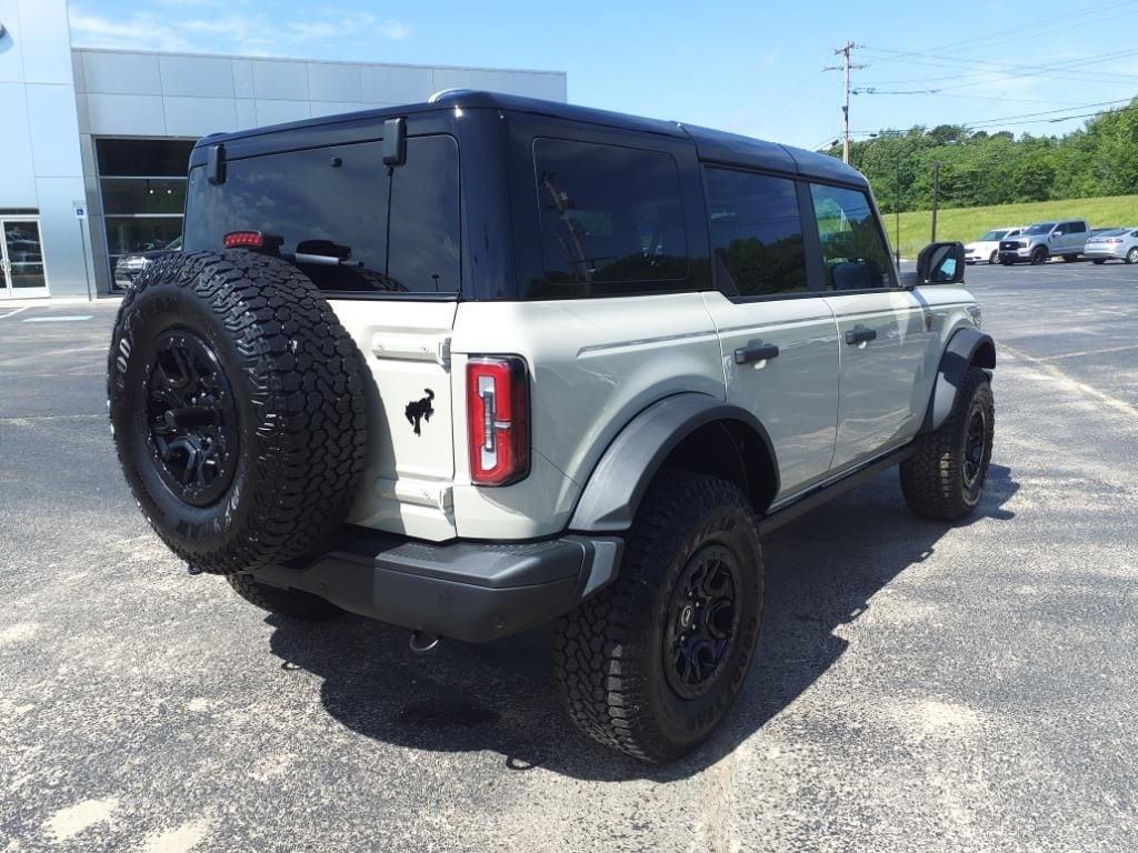 new 2025 Ford Bronco car