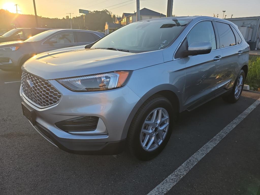 used 2024 Ford Edge car, priced at $24,998