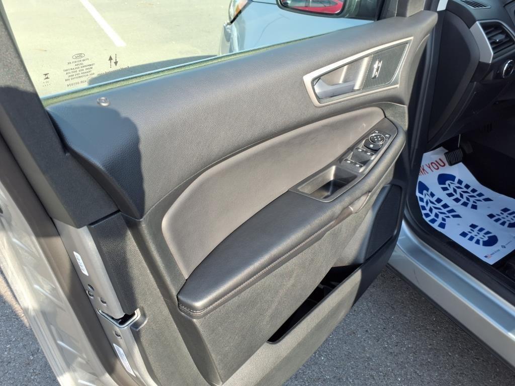 used 2024 Ford Edge car, priced at $24,898