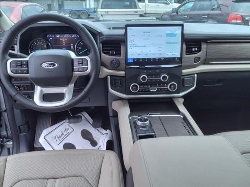 new 2024 Ford Expedition car, priced at $62,455