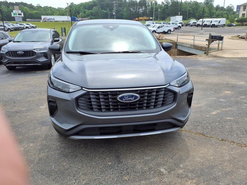 new 2025 Ford Escape car, priced at $26,645