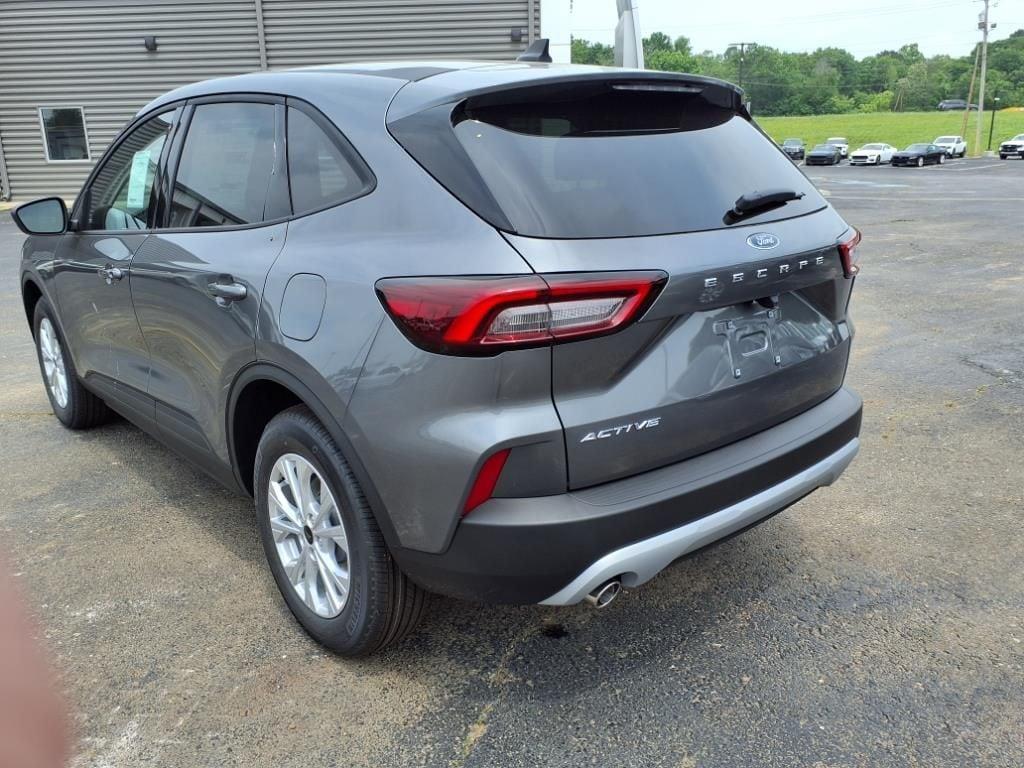 new 2025 Ford Escape car, priced at $26,645
