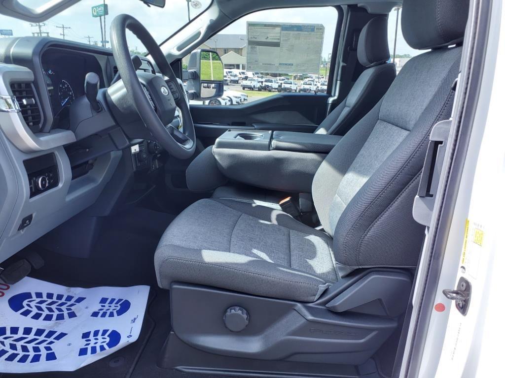 new 2025 Ford F-350 car, priced at $59,595