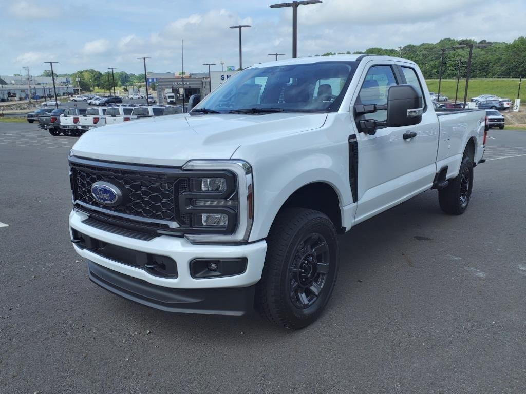 new 2025 Ford F-350 car, priced at $59,595