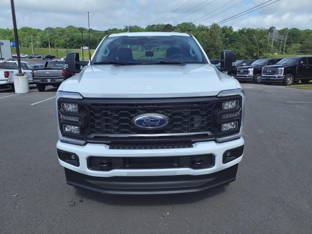 new 2025 Ford F-350 car, priced at $57,595