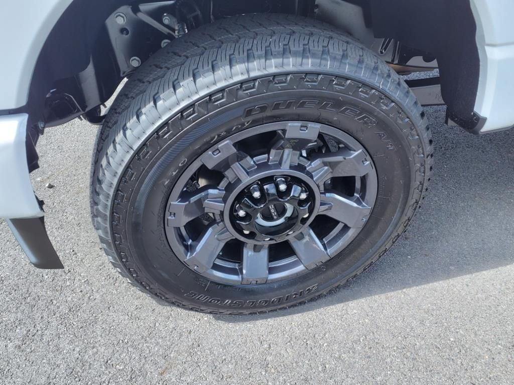 new 2025 Ford F-350 car, priced at $57,595