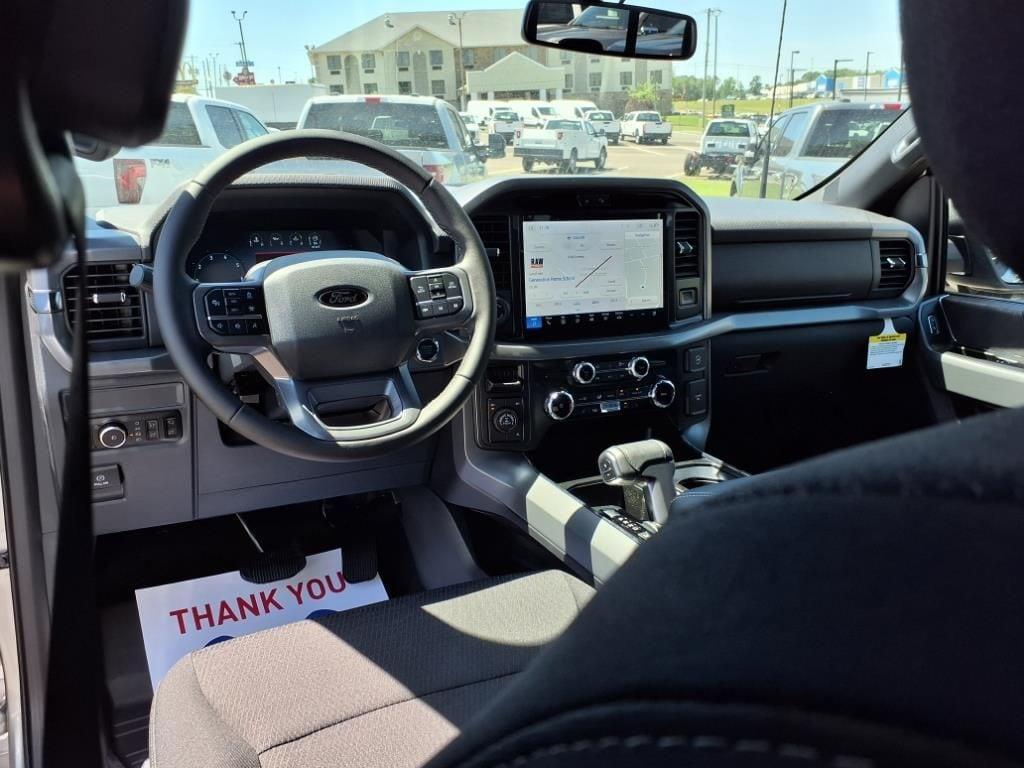 new 2025 Ford F-150 car, priced at $59,100