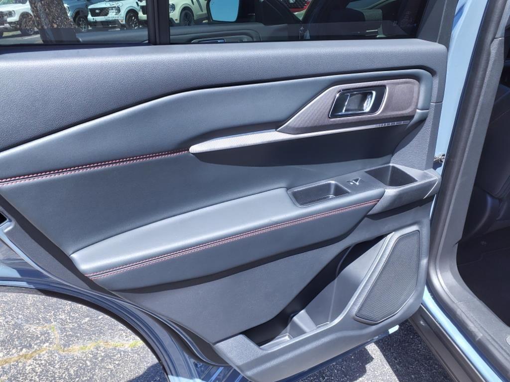 new 2025 Ford Explorer car, priced at $45,247