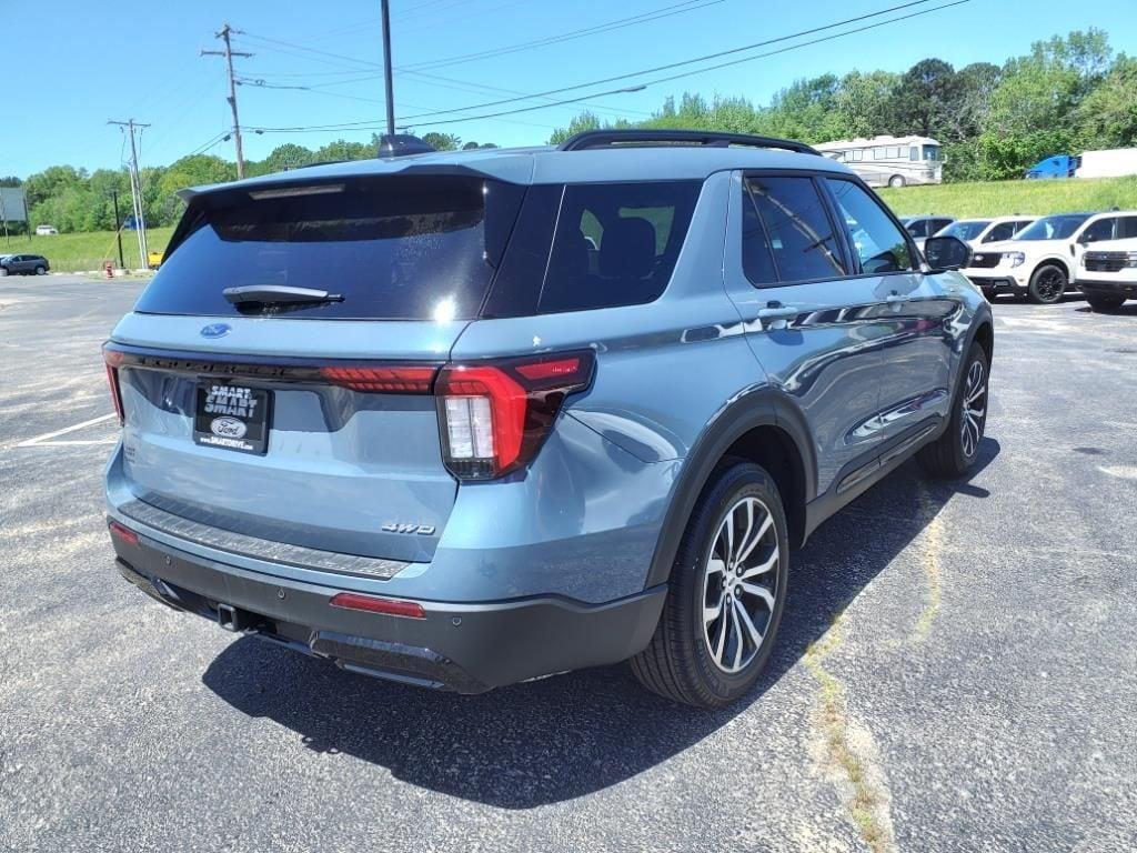 new 2025 Ford Explorer car, priced at $45,247