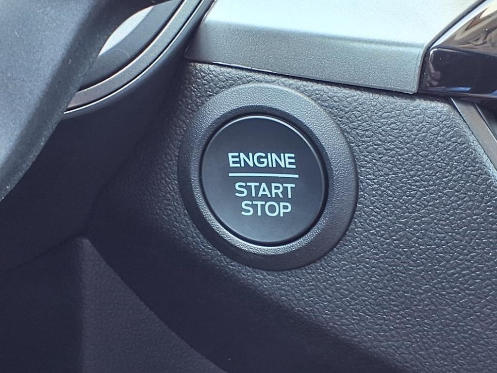 new 2025 Ford Escape car, priced at $26,645