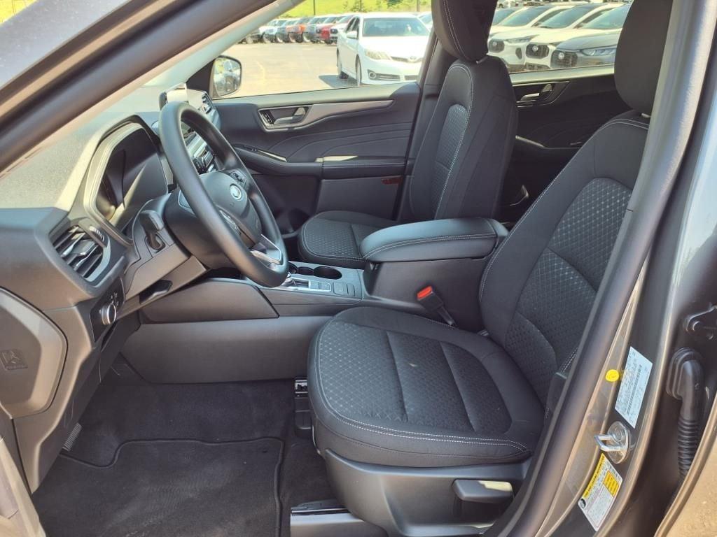 new 2025 Ford Escape car, priced at $26,645