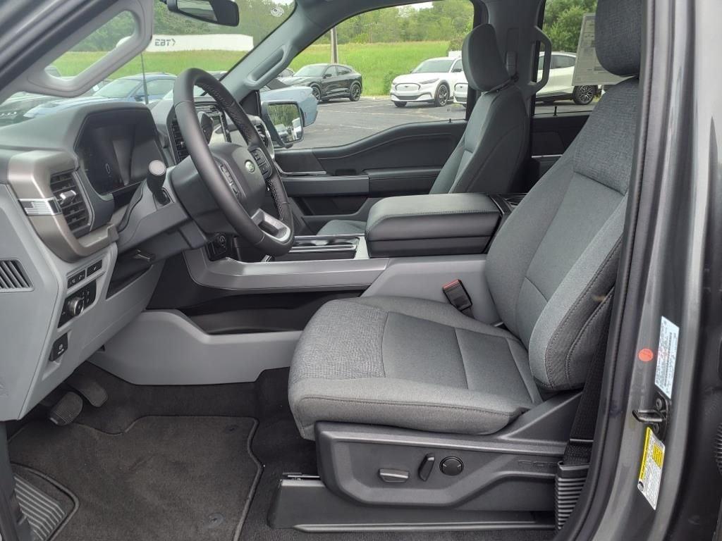 new 2024 Ford F-150 car