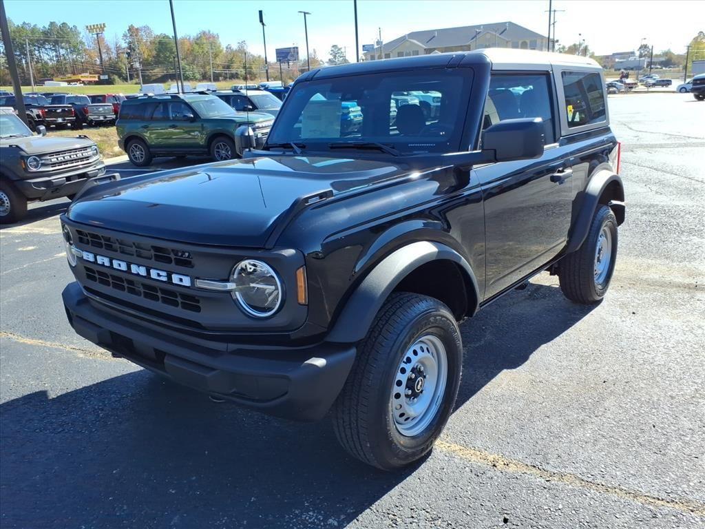 new 2025 Ford Bronco car, priced at $39,846