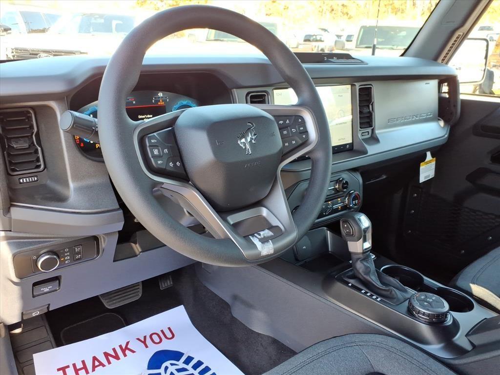 new 2025 Ford Bronco car, priced at $39,846