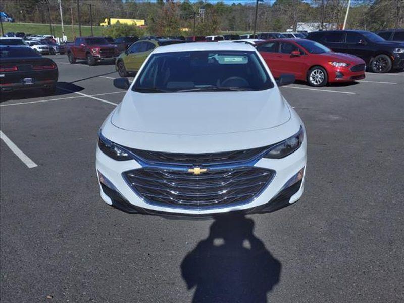 used 2023 Chevrolet Malibu car, priced at $18,924