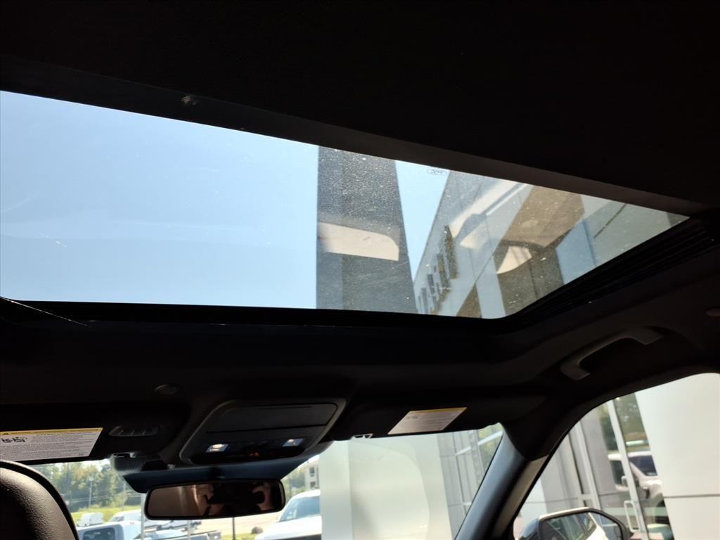 new 2025 Ford Explorer car, priced at $58,355