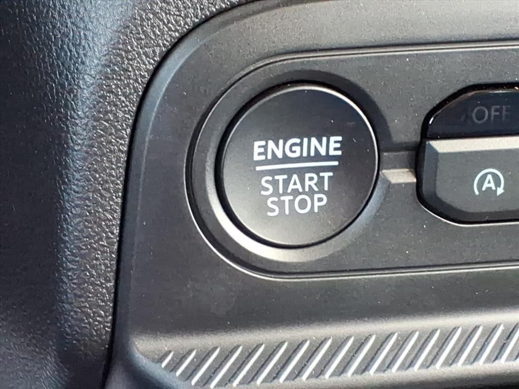 new 2025 Ford Bronco Sport car, priced at $36,454