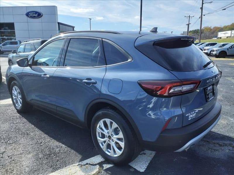 new 2025 Ford Escape car, priced at $32,235