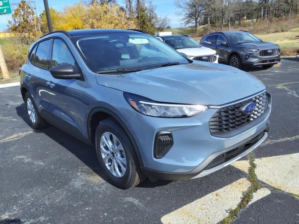 new 2025 Ford Escape car, priced at $30,979