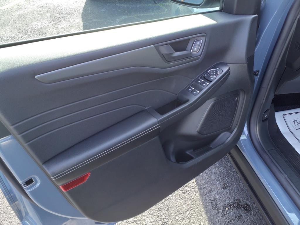 new 2025 Ford Escape car, priced at $30,979