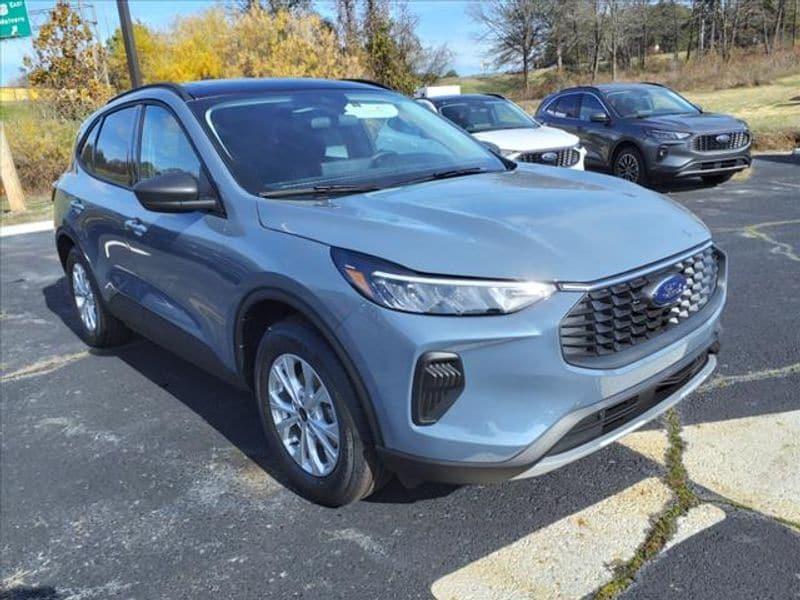 new 2025 Ford Escape car, priced at $32,235