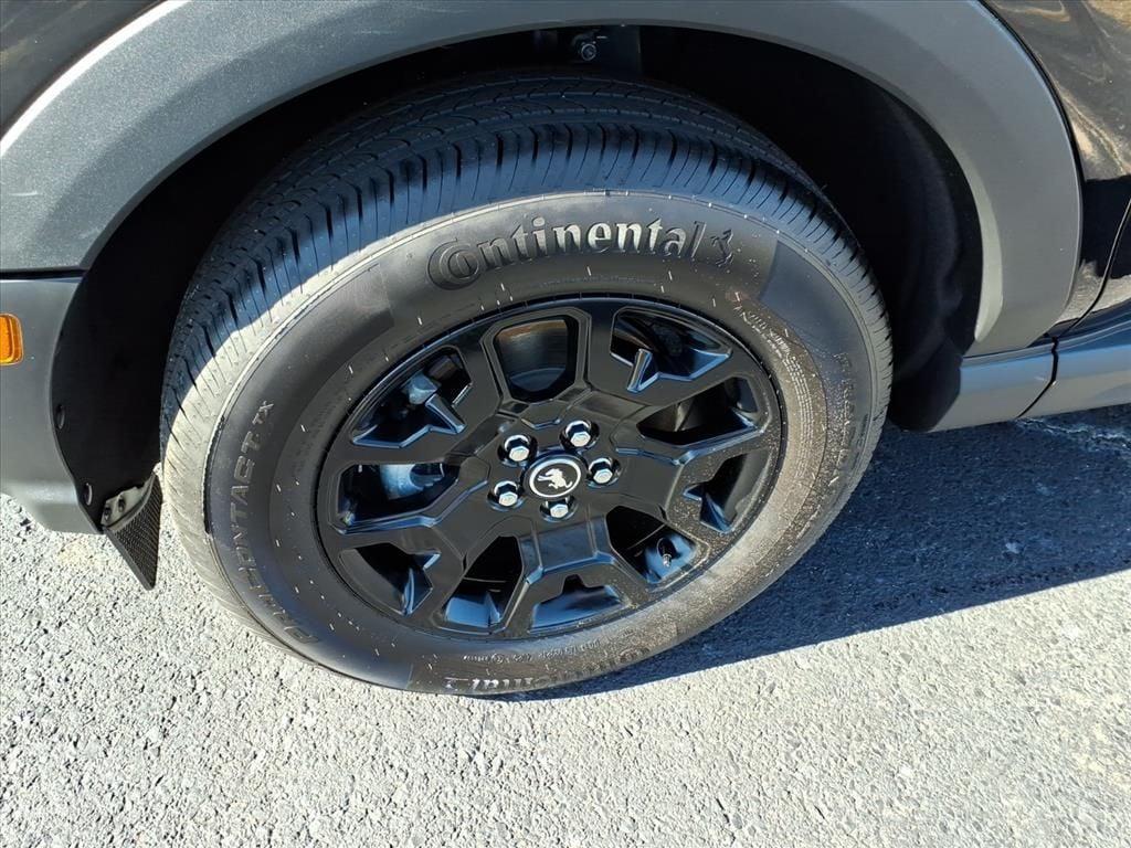 new 2025 Ford Bronco Sport car, priced at $36,088