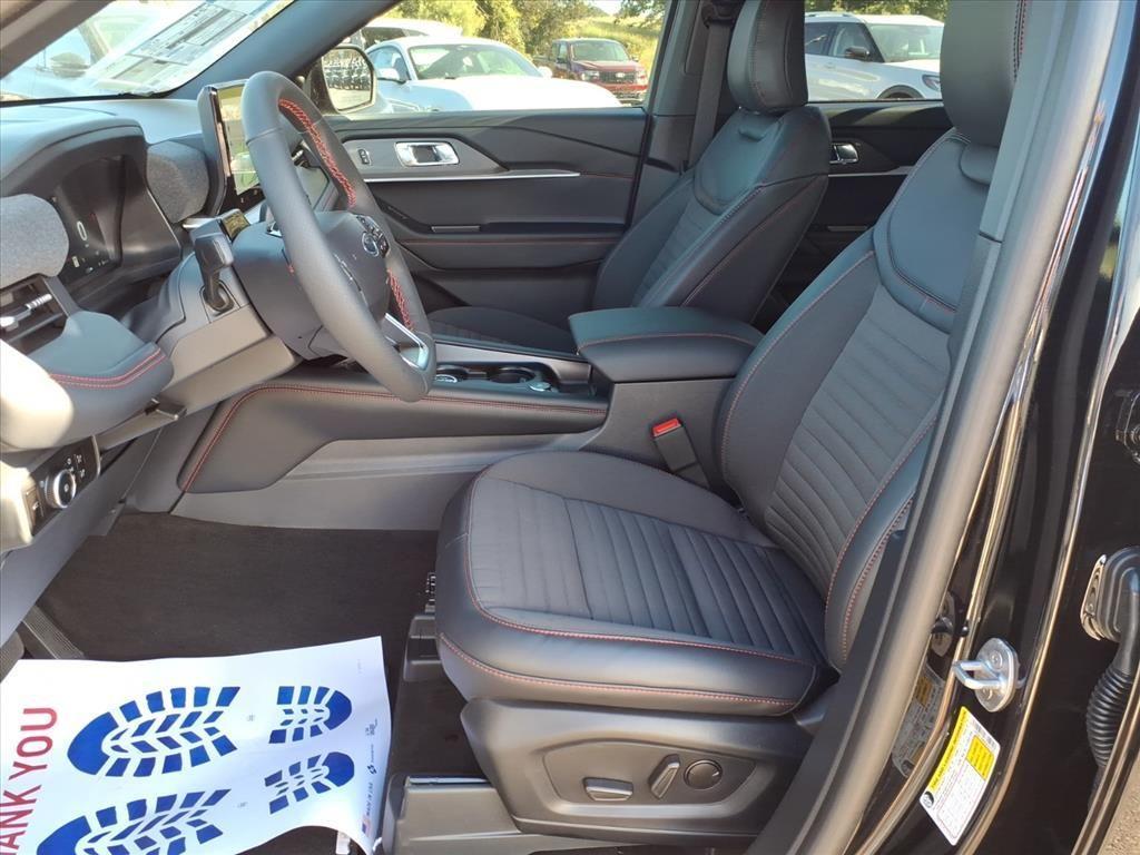 new 2025 Ford Explorer car, priced at $50,095