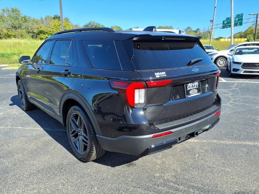 new 2025 Ford Explorer car, priced at $50,095