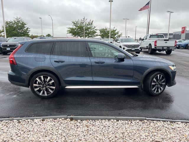used 2020 Volvo V60 Cross Country car, priced at $27,000