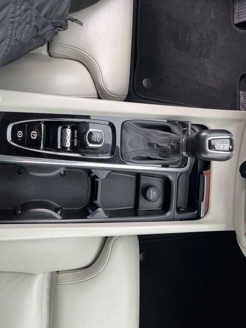 used 2020 Volvo V60 Cross Country car, priced at $27,000