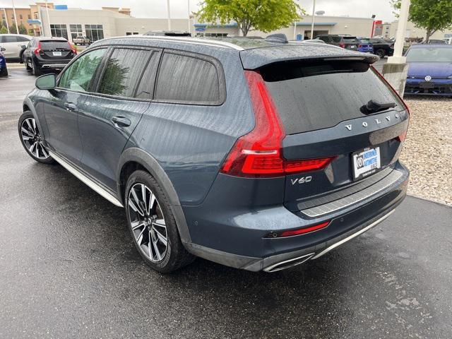 used 2020 Volvo V60 Cross Country car, priced at $27,000