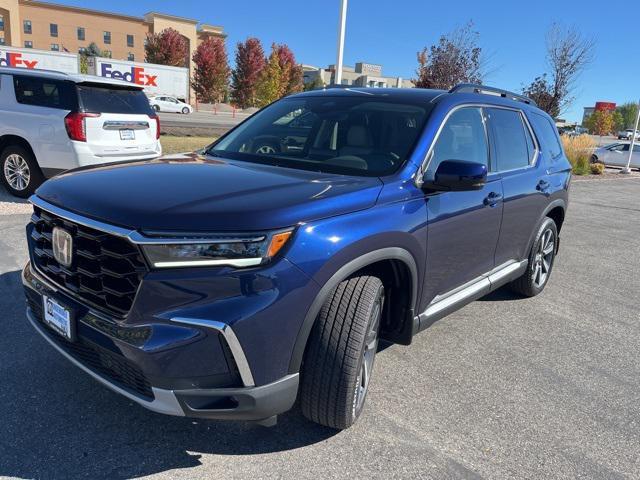 new 2025 Honda Pilot car, priced at $51,825
