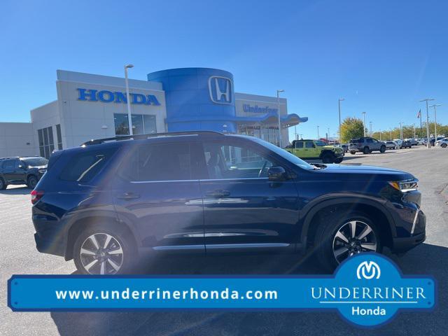new 2025 Honda Pilot car, priced at $51,825